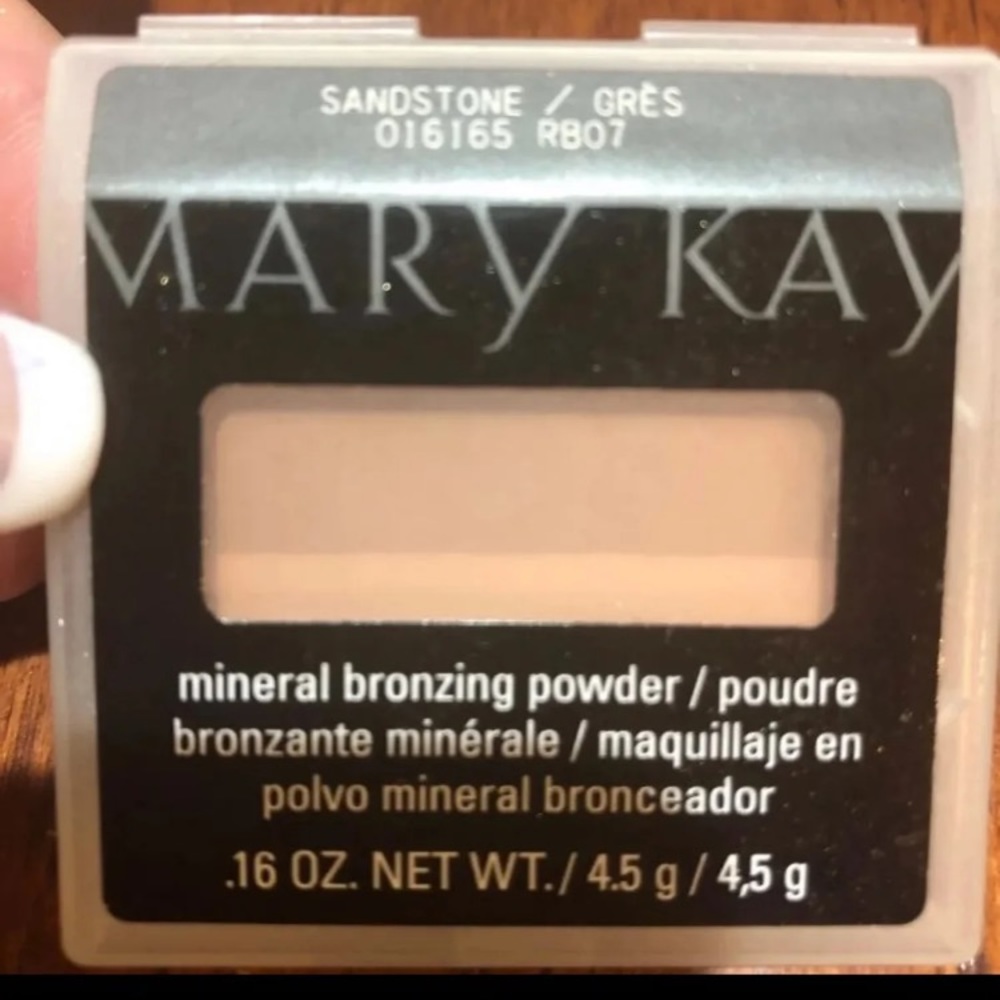 Mary Kay Bronzer